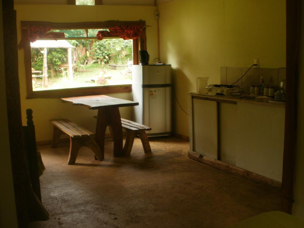 Cabanas Moenga Hanga Roa Kamer foto