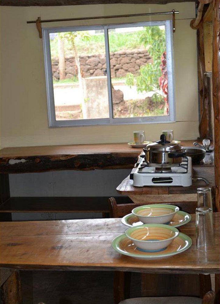 Cabanas Moenga Hanga Roa Buitenkant foto